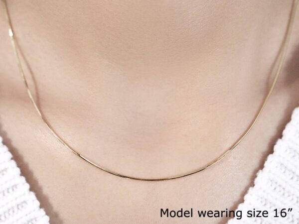 14k Yellow Gold Octagonal Shiny Snake Chain 0.8mm - Image 4