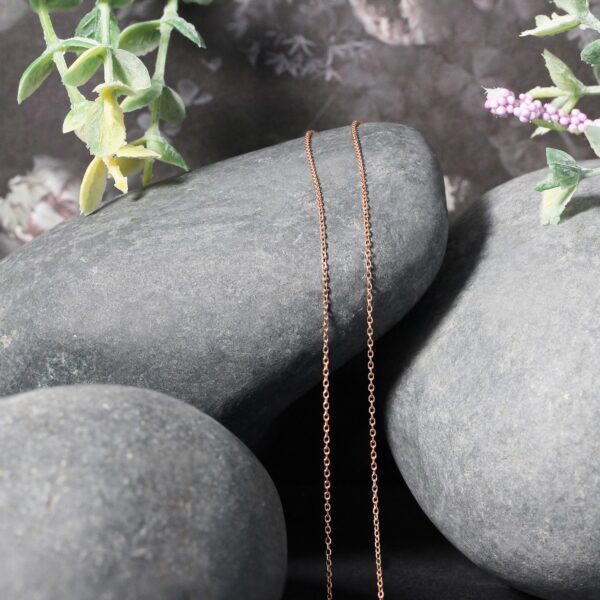 Diamond Cut Cable Link Chain in 14k Rose Gold (0.8 mm) - Image 4