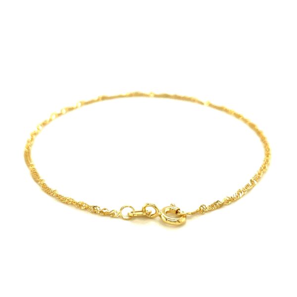 10k Yellow Gold Singapore Bracelet 1.5mm - Image 3