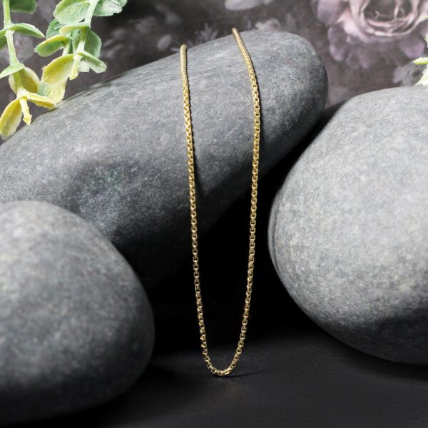 14k Yellow Gold Round Box Chain 1.35 mm - Image 4