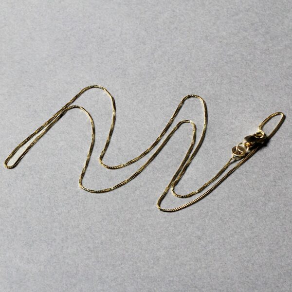 14k Yellow Gold Classic Box Chain 0.45mm - Image 5